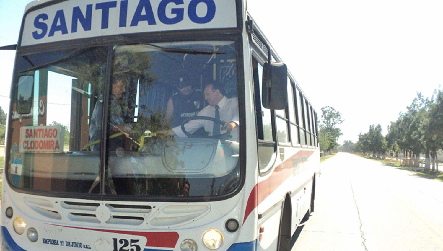 Transporte determinoacute coacutemo funcionaraacuten las liacuteneas interurbanas de Santiago La Banda y en el interior