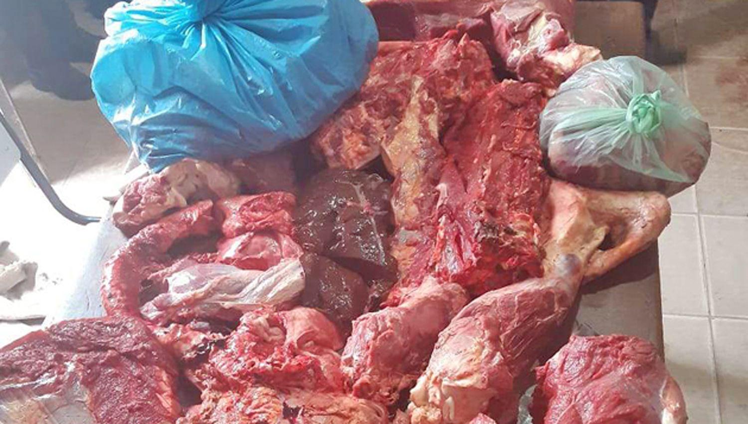 PRESOS Dos individuos fueron aprehendidos imputados por abigeato También fue incautada la carne
