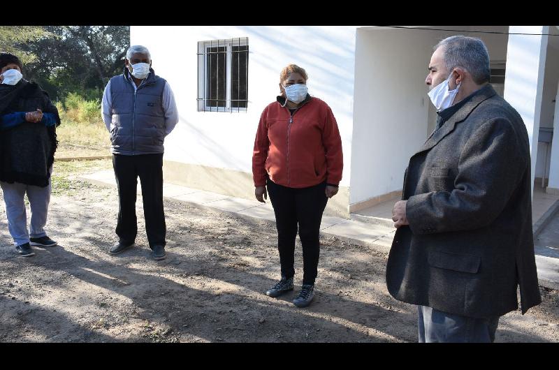 Inauguran soluciones habitacionales en distintos barrios de la ciudad Capital