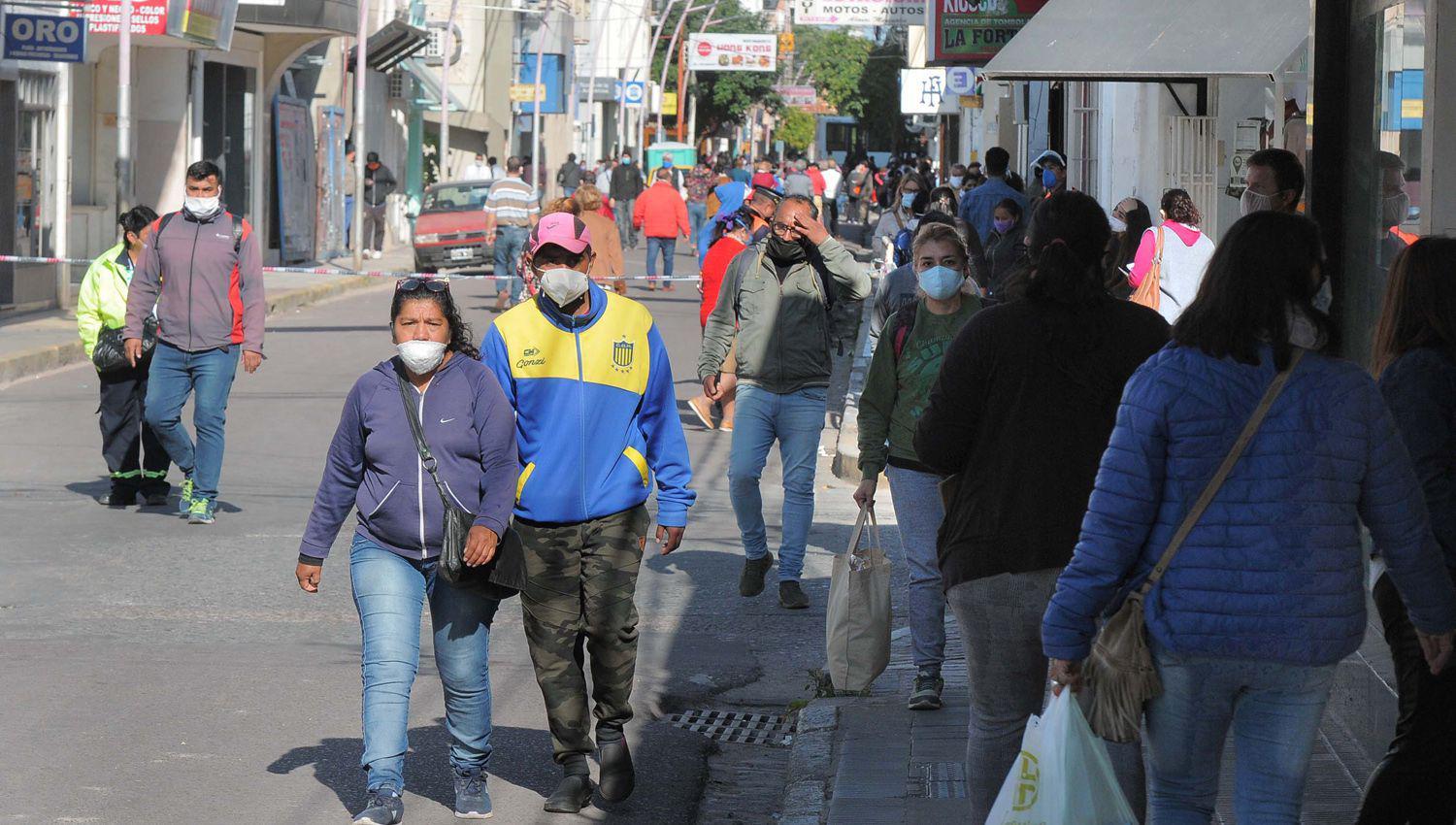 El Ministerio de Economiacutea recordoacute coacutemo deben llevar a cabo la actividad los comercios