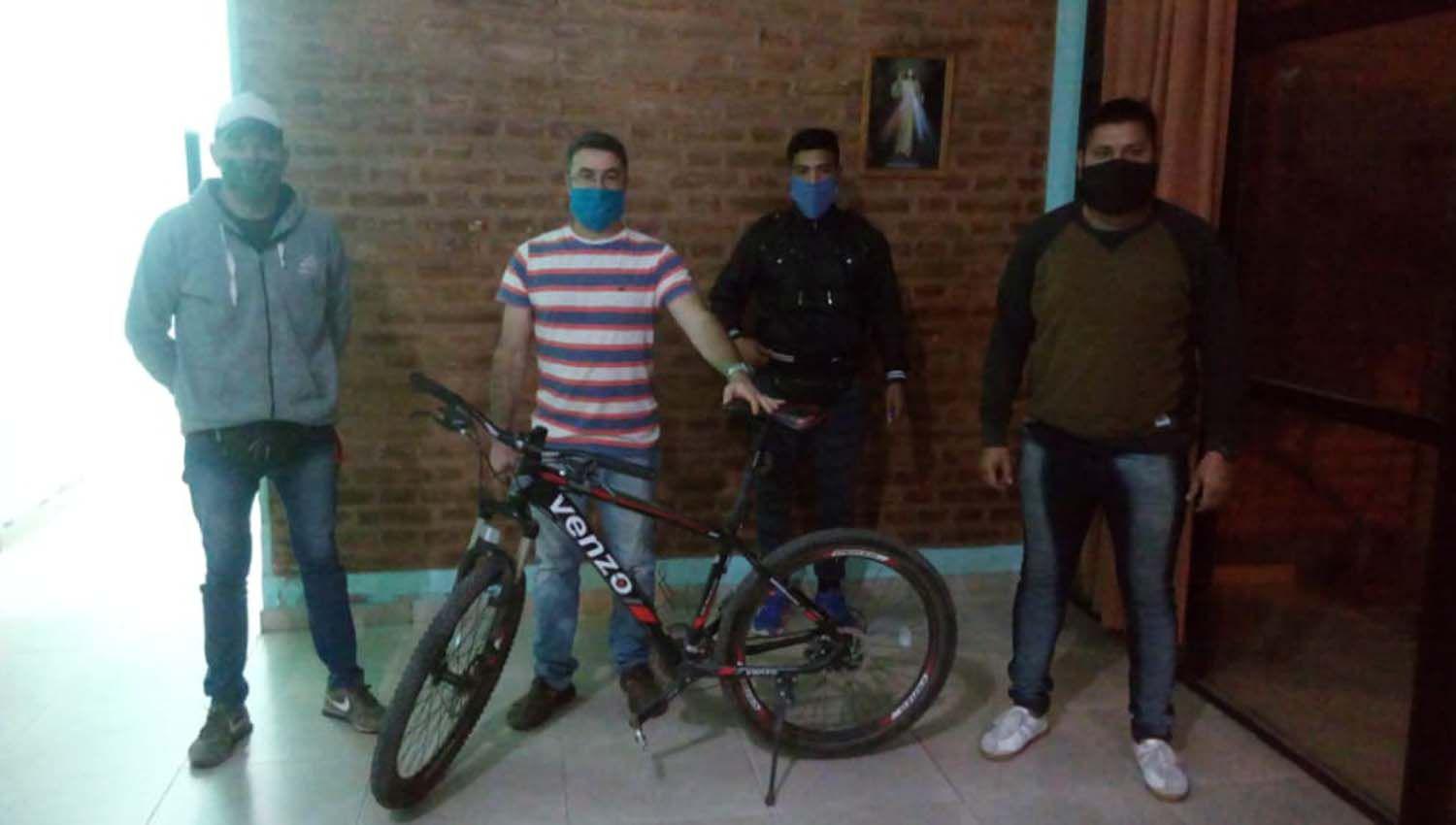 Recuperaron en Manogasta una bicicleta valuada en 40000