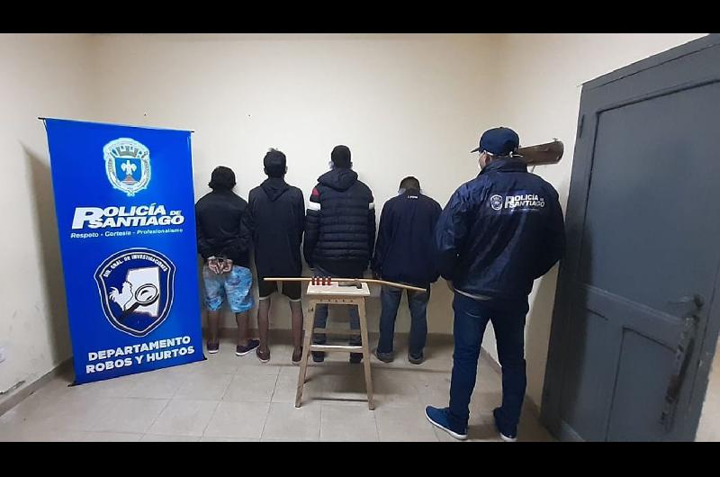 La Banda- detienen a cuatro joacutevenes por el brutal asalto en el que le dispararon a un menor