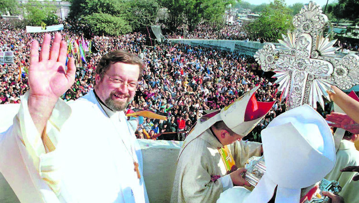 HISTORIA El padre Sigmund se dedicó a estudiar la historia del Señor de los Milagros de Mailín y es muy recordado por su misión como rector del santuario
