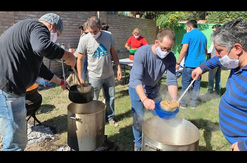 El Cyac beneficioacute a unas 500 personas con una olla popular