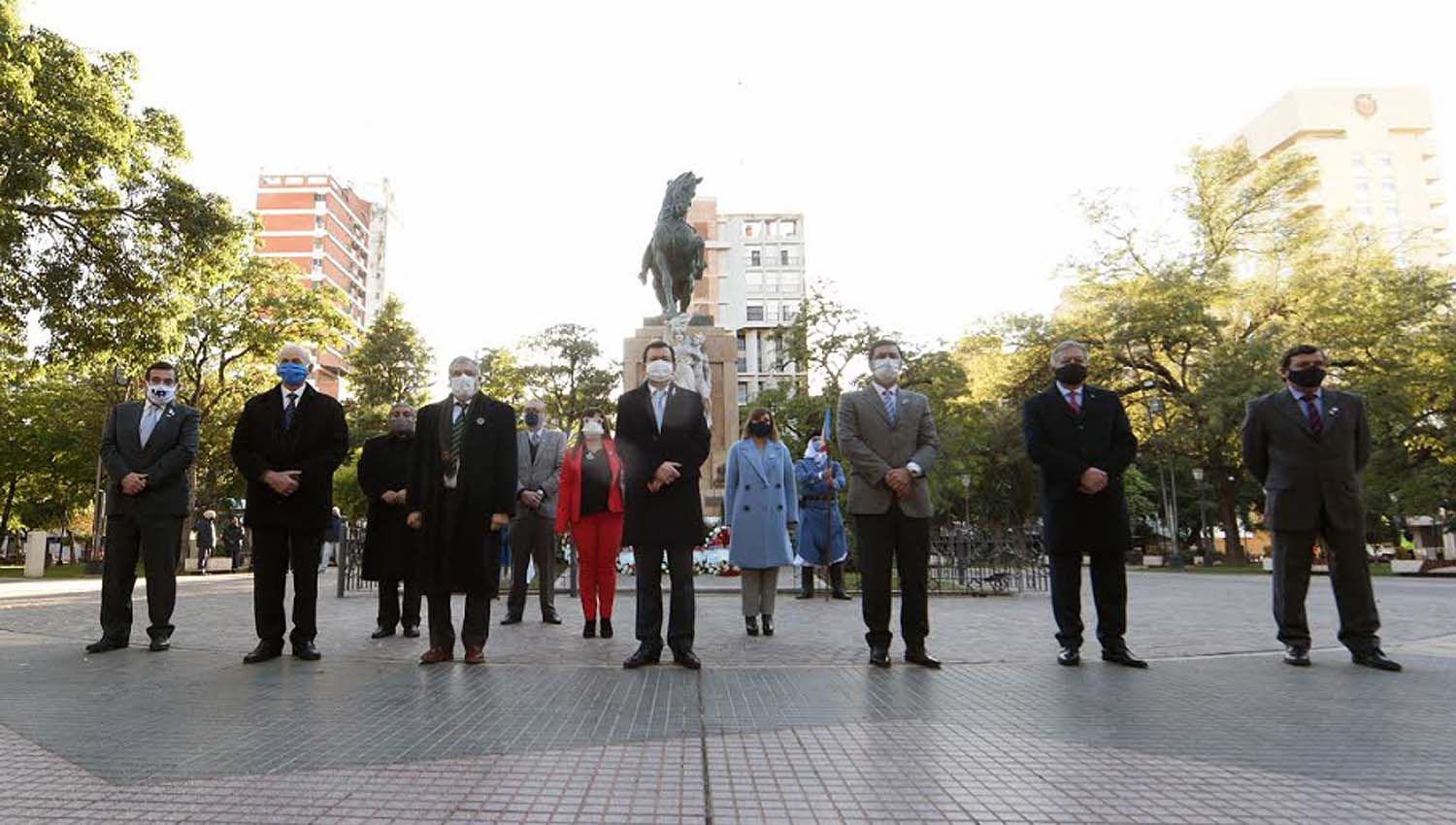 Zamora- ldquoTenemos que mirar este Diacutea de la Patria maacutes unidos que nuncardquo