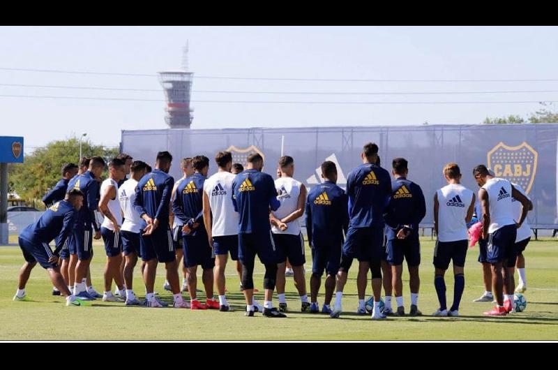 Los jugadores de Boca se cansaron del entrenamiento en las casas