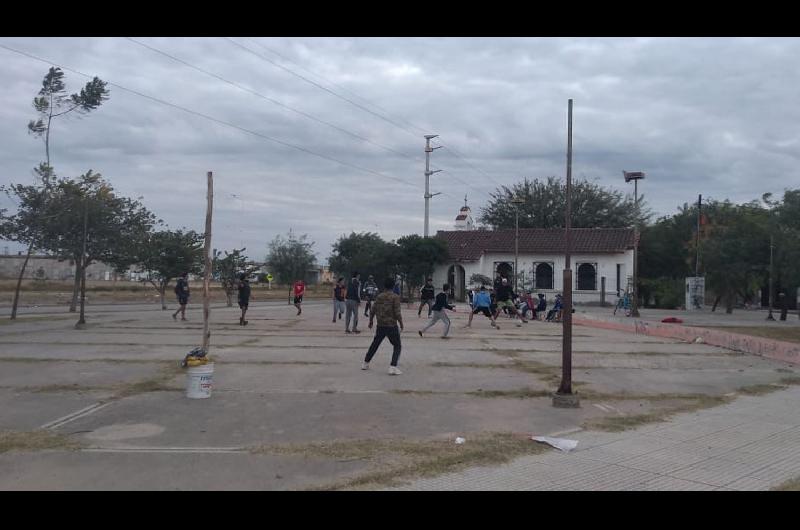 Los nintildeos volvieron a copar las calles de Santiago del Estero