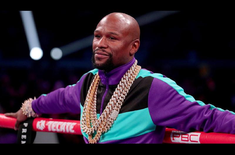 Mayweather se haraacute cargo de los servicios funerarios de George Floyd