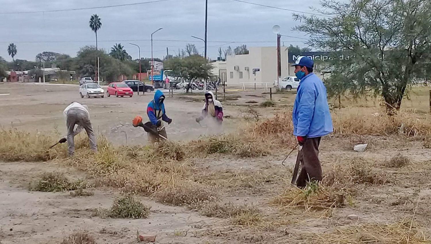 TRABAJOS Se realizaron en el predio que se encuentra detr�s de la vieja estación de ferrocarril 
