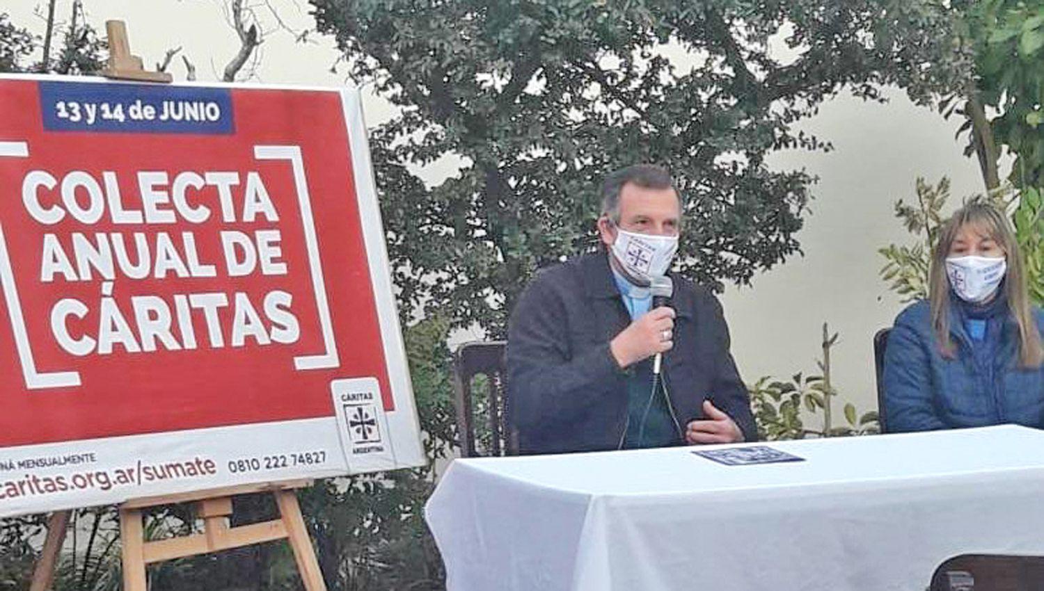 PRESENTACIÓN El lanzamiento oficial de la campaña la realizó el obispo de Goya monseñor Adolfo Canecín
