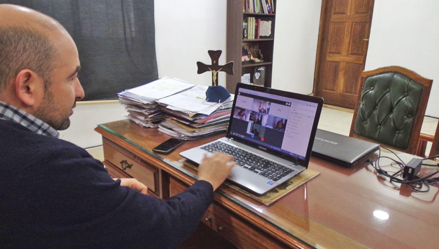 ANÁLISIS Durante la videoconferencia se analizaron las gestiones realizadas para la prevención de adicciones
