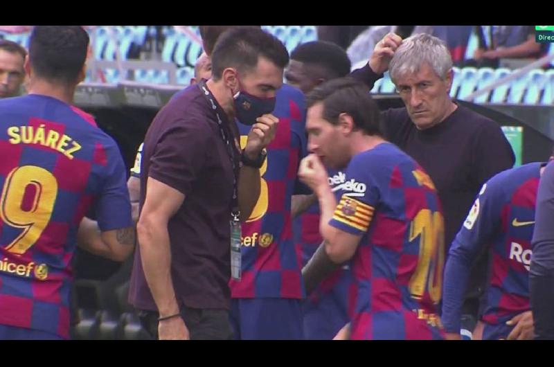 El video del insulto de Messi al ayudante de Quique Setieacuten que expone la grieta del Barcelona