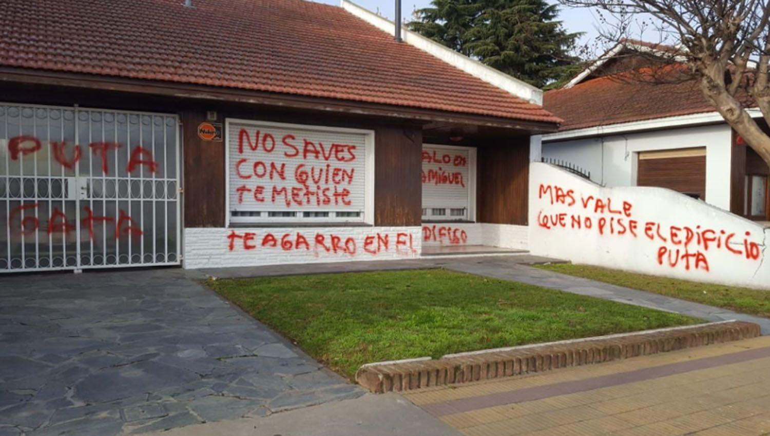 Escrache y escaacutendalo en Tandil- ldquoNo banco la infidelidadrdquo