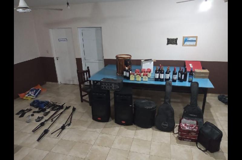 Villa Riacuteo Hondo- siete detenidos y casi 50 proacutefugos tras una fiesta clandestina