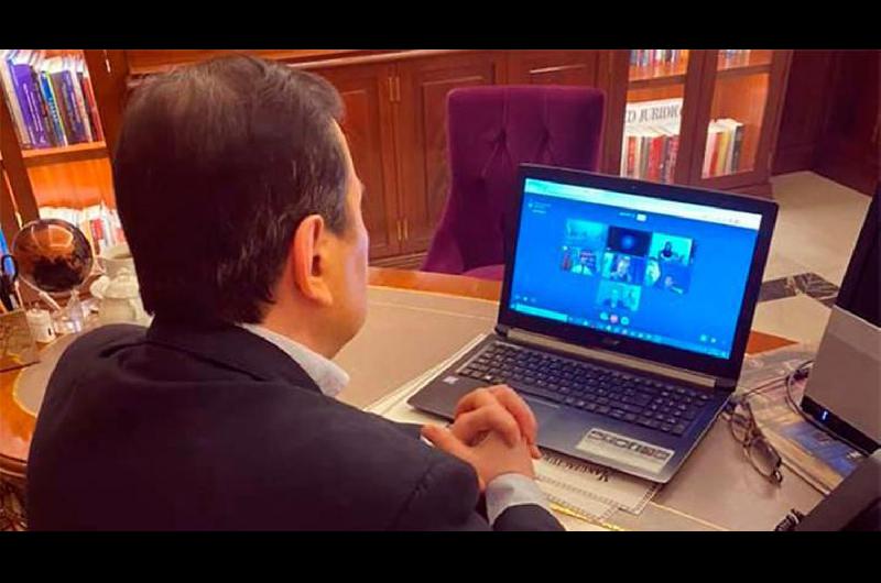 El gobernador mantuvo una reunioacuten virtual con Guzmaacuten Kulfas y Wado de Pedro