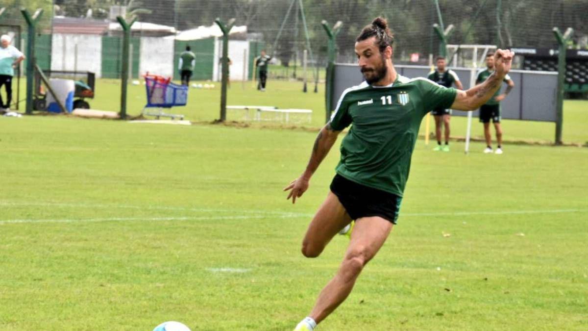 Daniel Osvaldo abandonoacute las praacutecticas de Banfield- iquestDeja el fuacutetbol