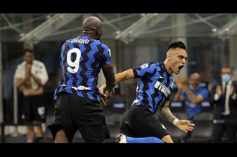 Goles de Lautaro Martiacutenez y Papu Goacutemez en los triunfos de Inter y Atalanta