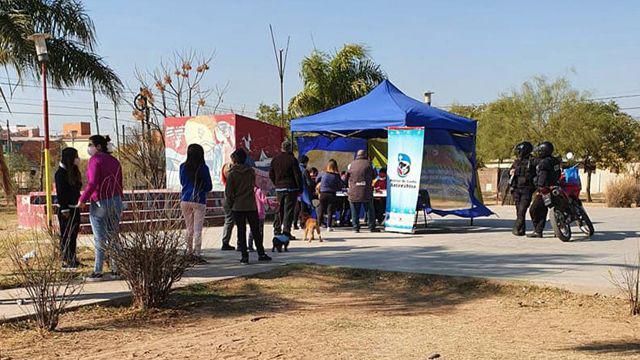 Hoy realizaraacuten una nueva vacunacioacuten antirraacutebica en Los Flores