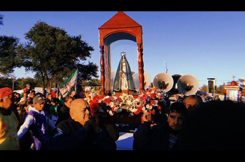 VIDEO  Dontildea Jovita quiso acompantildear a los devotos de la Virgen de Huachana