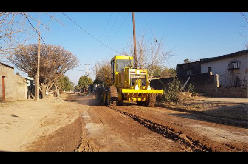 Continuacutean los arreglos de calles en barrios de San Pedro de Guasayaacuten