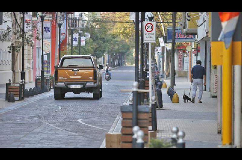 Ante nuevas medidas sugirieron a los comercios abrir entre las 830 y las 14