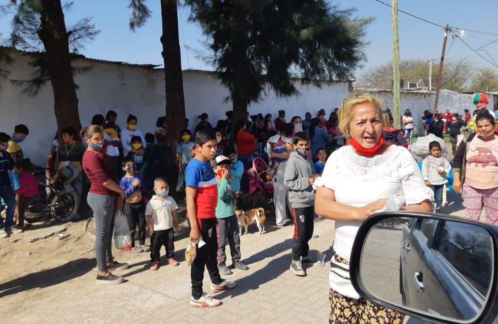 Alerta Banda dispersoacute una celebracioacuten que violaba el Protocolo sanitario