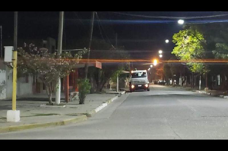 El municipio de Clodomira realizoacute trabajos de sanitizacioacuten  en calles principales de la ciudad