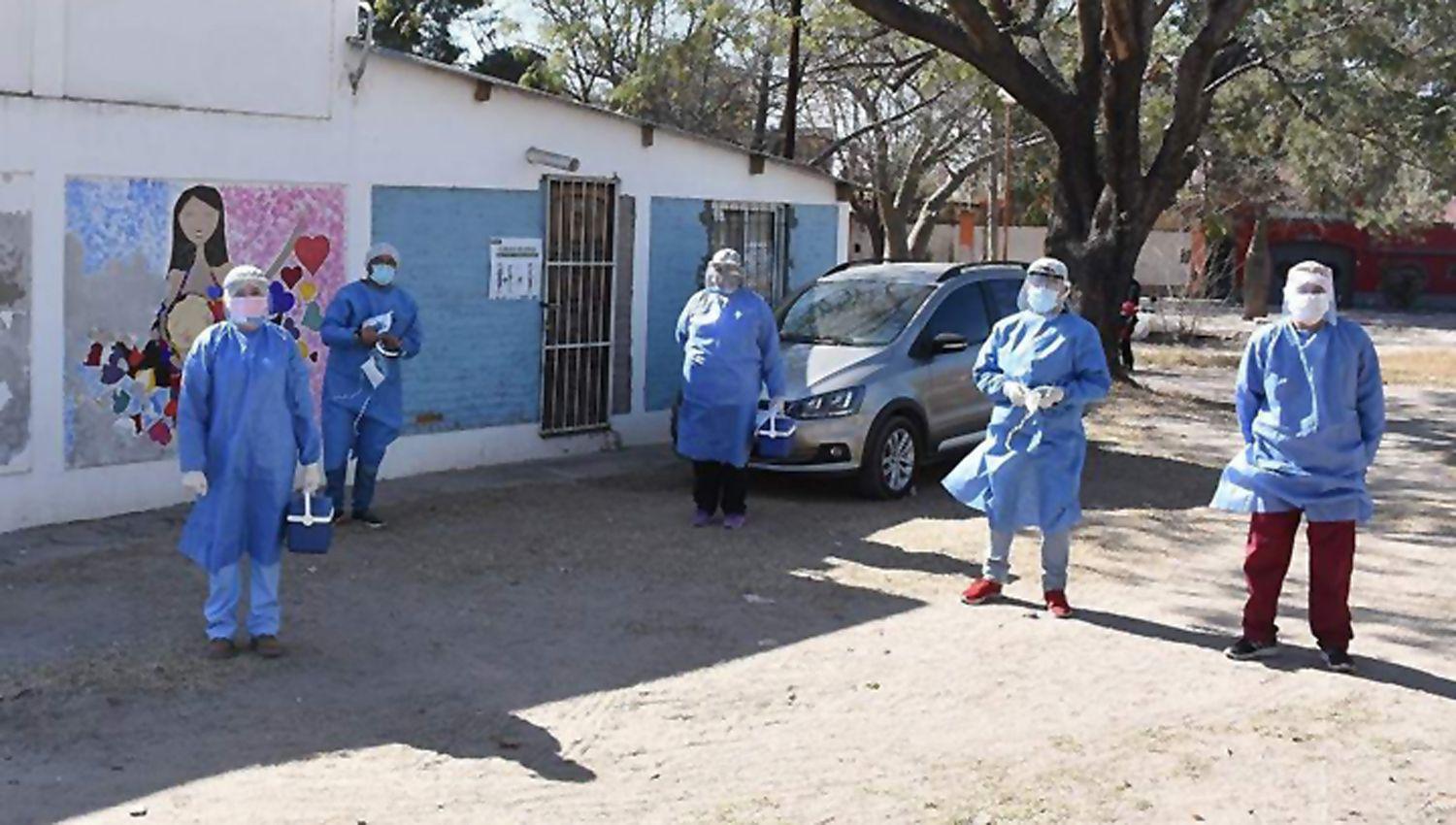 La tarea fue coordinada por la UPA Nº 3 a través de la Dra Lucía
Lami agente sanitario Cecilia Gómez y el educador sanitario José Álvarez