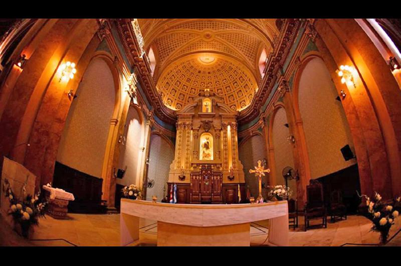 La Catedral Basiacutelica permanece abierta de lunes a saacutebados de 9 a 1230