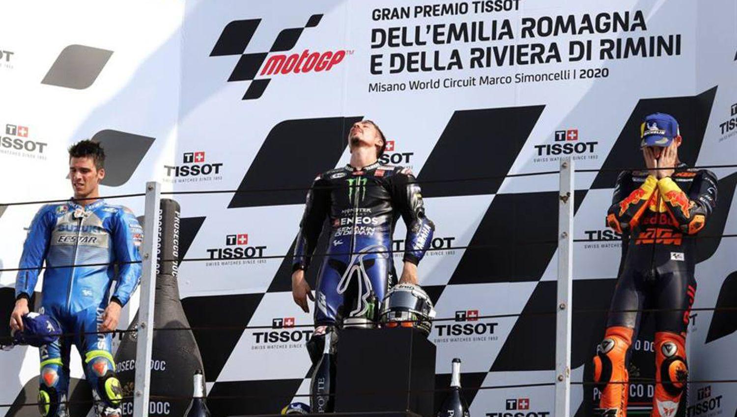 VIDEO  MotoGP- Vintildeales se alzoacute con el triunfo en Misano