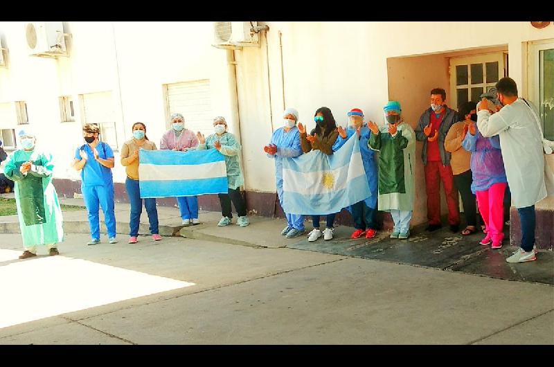 Trabajadores de la salud fueron homenajeados en hospitales del interior