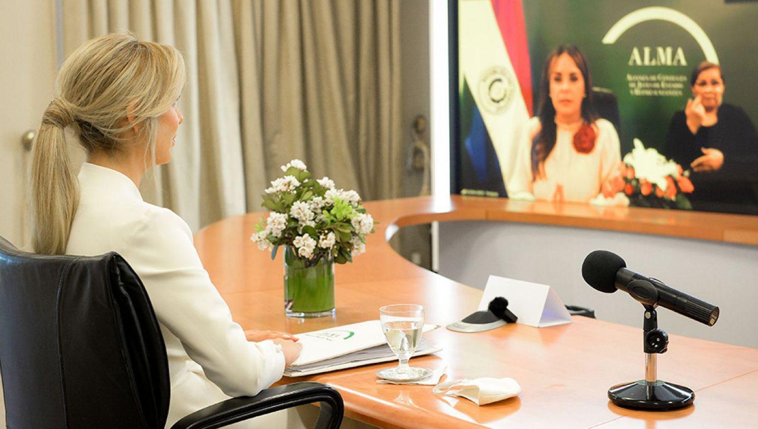 Fabiola Yantildeez al frente de la coordinacioacuten de la alianza de primeras damas latinoamericanas