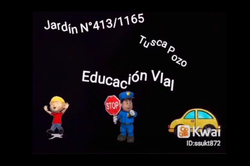 VIDEO  Alumnos del departamento Jimeacutenez se adhirieron al ldquoDiacutea del Caminordquo