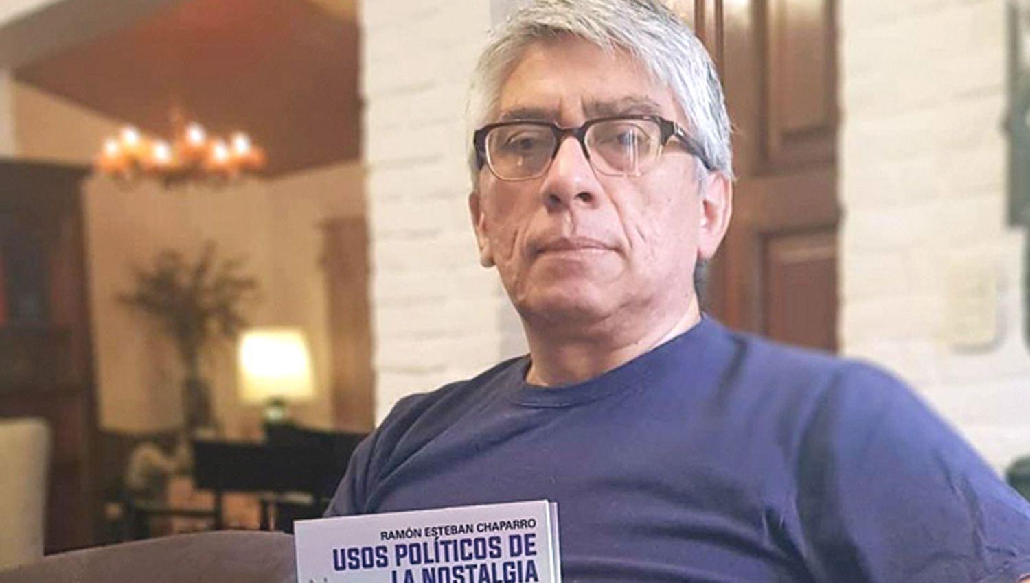 Presentaraacuten de manera virtual el  libro del profesor Ramoacuten Chaparro