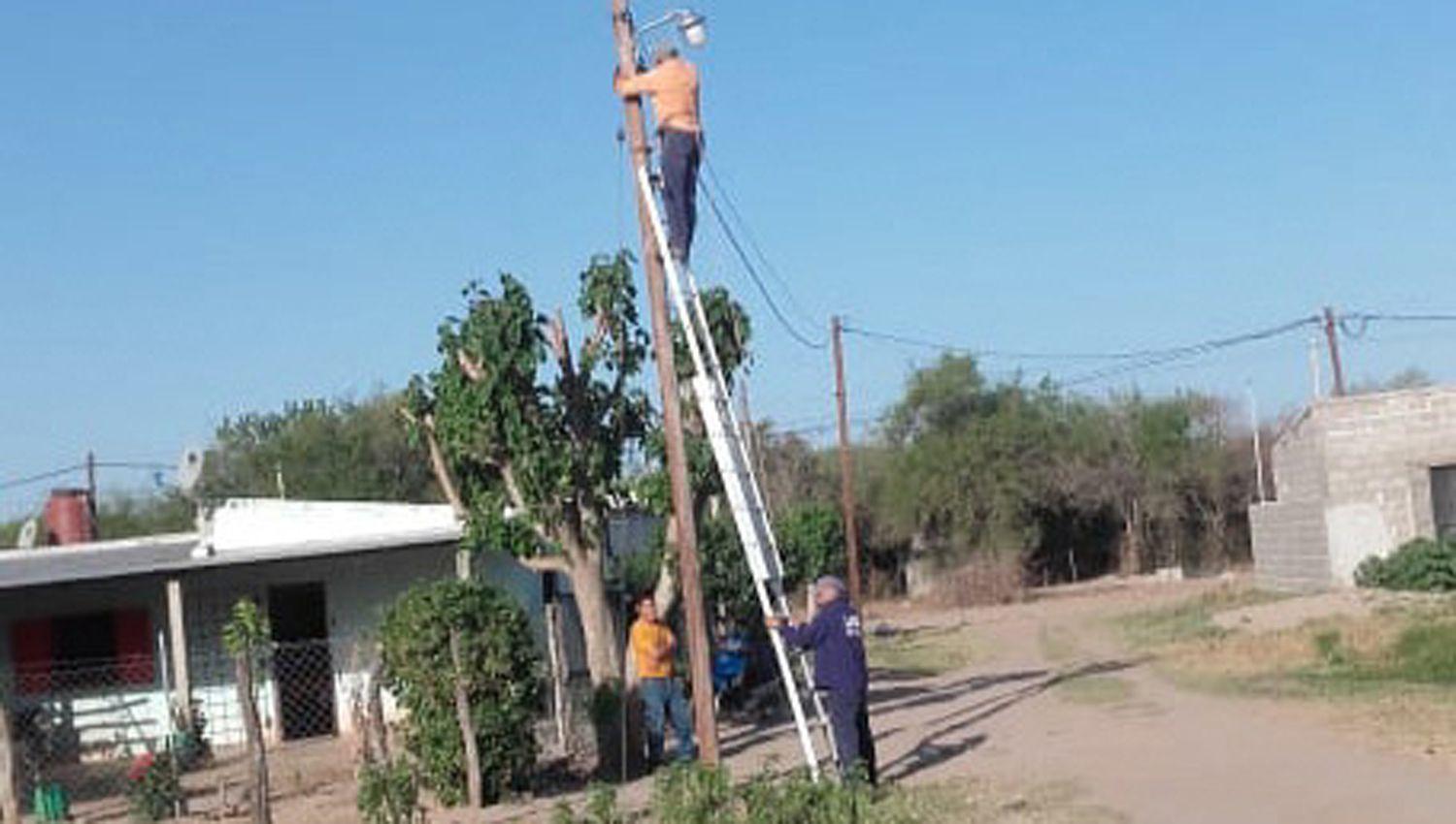 En la localidad de Lavalle se concretoacute la ampliacioacuten del alumbrado puacuteblico