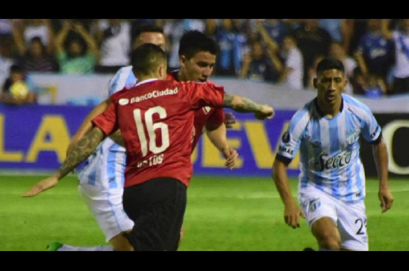 Sudamericana- choque de argentinos entre Independiente y Atleacutetico Tucumaacuten