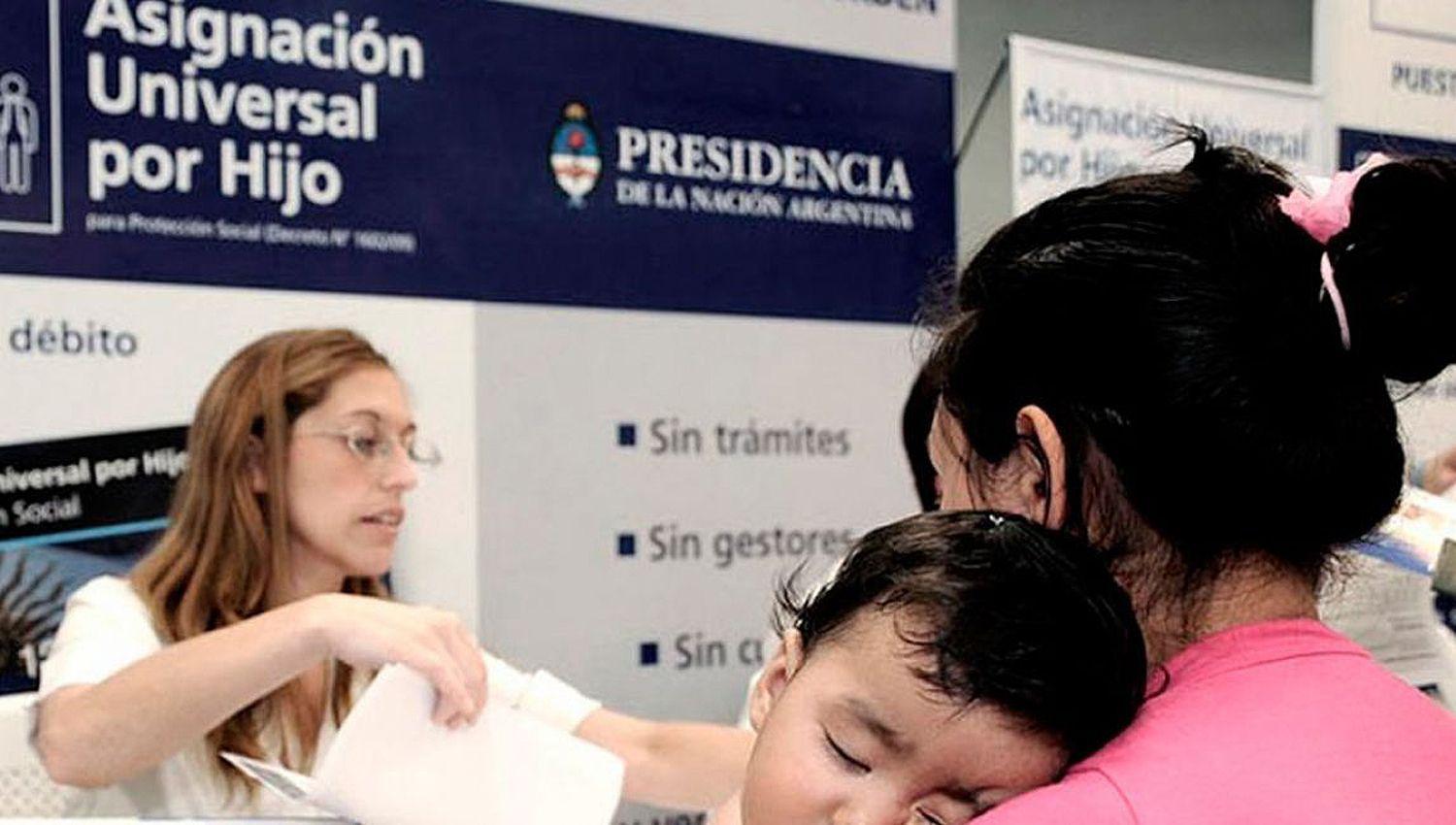 AUH- postergan requisitos de salud y escolaridad para cobrar la cuota de 20-en-porciento- de diciembre