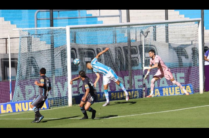 EN VIVO  Atleacutetico Tucumaacuten se impone ante Racing