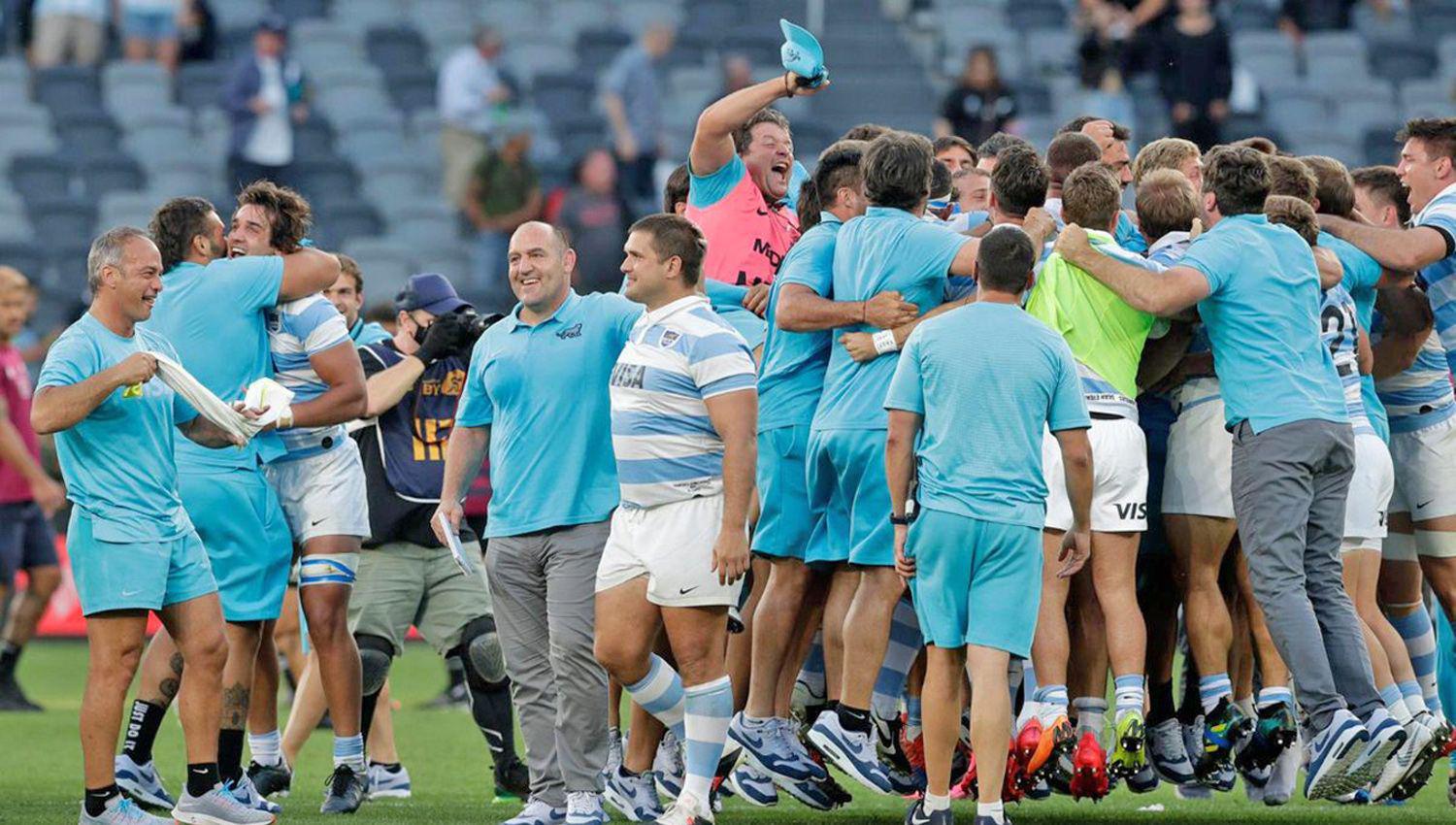 Los Pumas quebraron la mala racha y vencieron por primera vez a los All Blacks