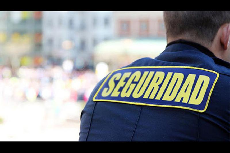 Escapaban de la policiacutea y chocaron a una joven que luego murioacute