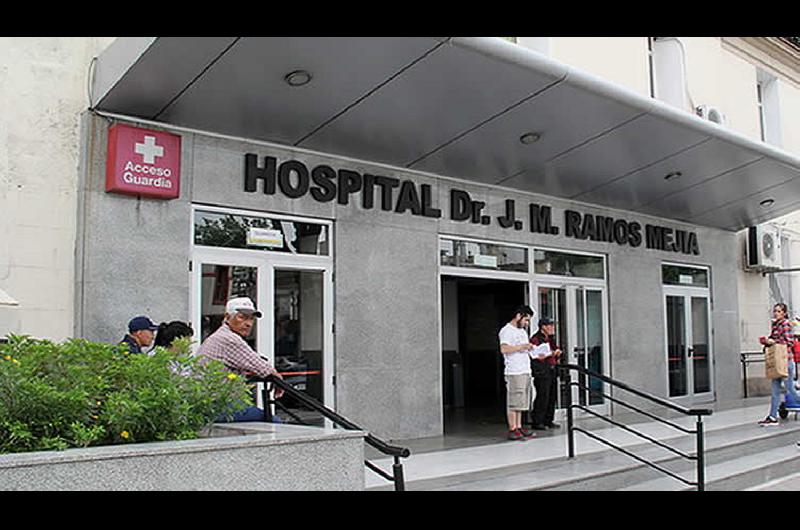 Un jefe del Hospital Ramos Mejiacutea murioacute durante la movilizacioacuten