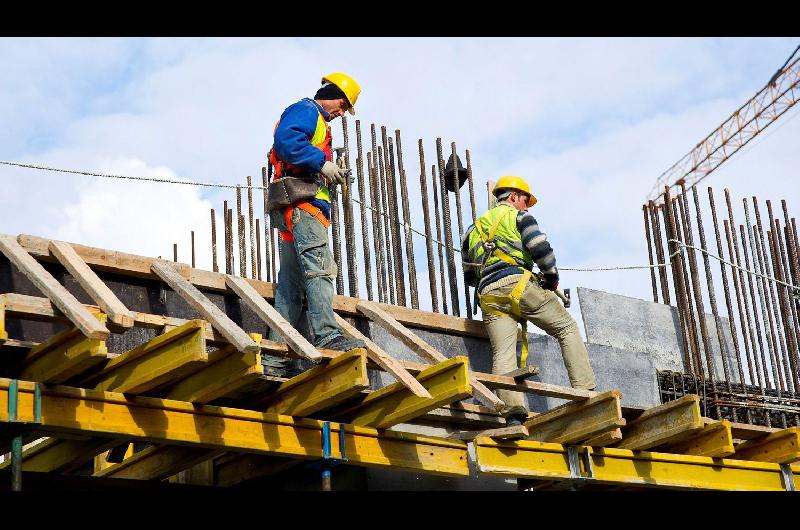 La construccioacuten en la Argentina crecioacute 43-en-porciento- mensual en octubre