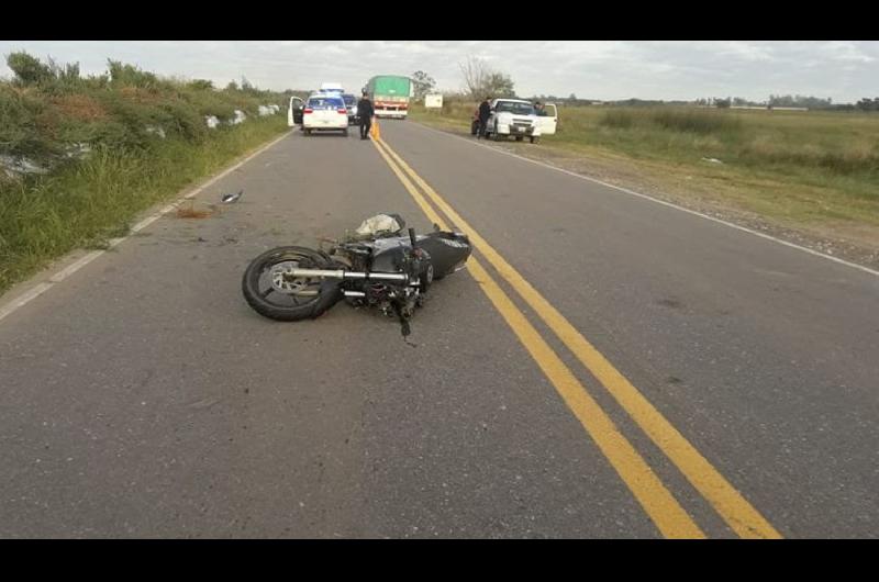 Motociclista perdioacute la vida despueacutes de chocar con un perro