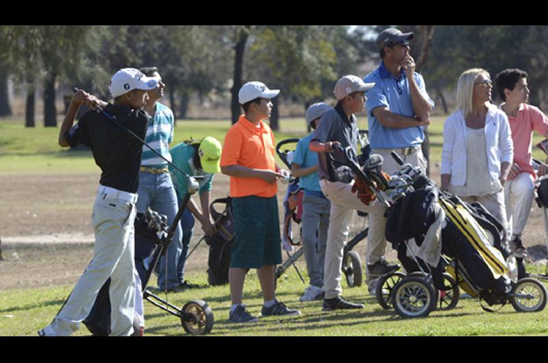 Los pequeños golfistas tendr�n acción hoy