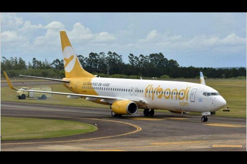 Vuelve Flybondi y se dispuso la frecuencia con la que volaraacute a Santiago del Estero