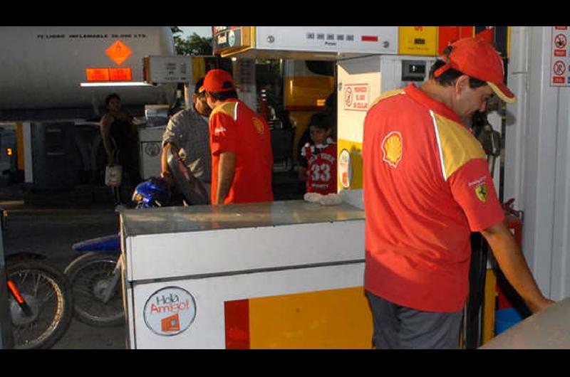 Las empresas Shell y Puma tambieacuten aumentaron los precios de sus combustibles