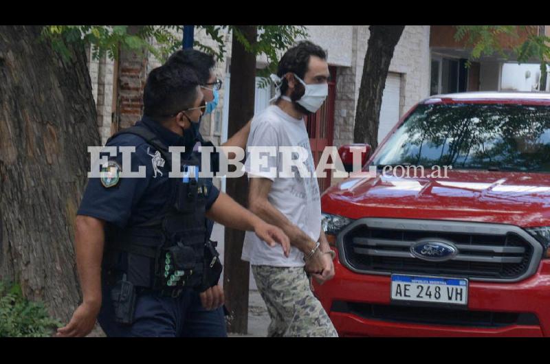 El filicida Torres Murad fue indagado este mediodiacutea pero optoacute por el silencio