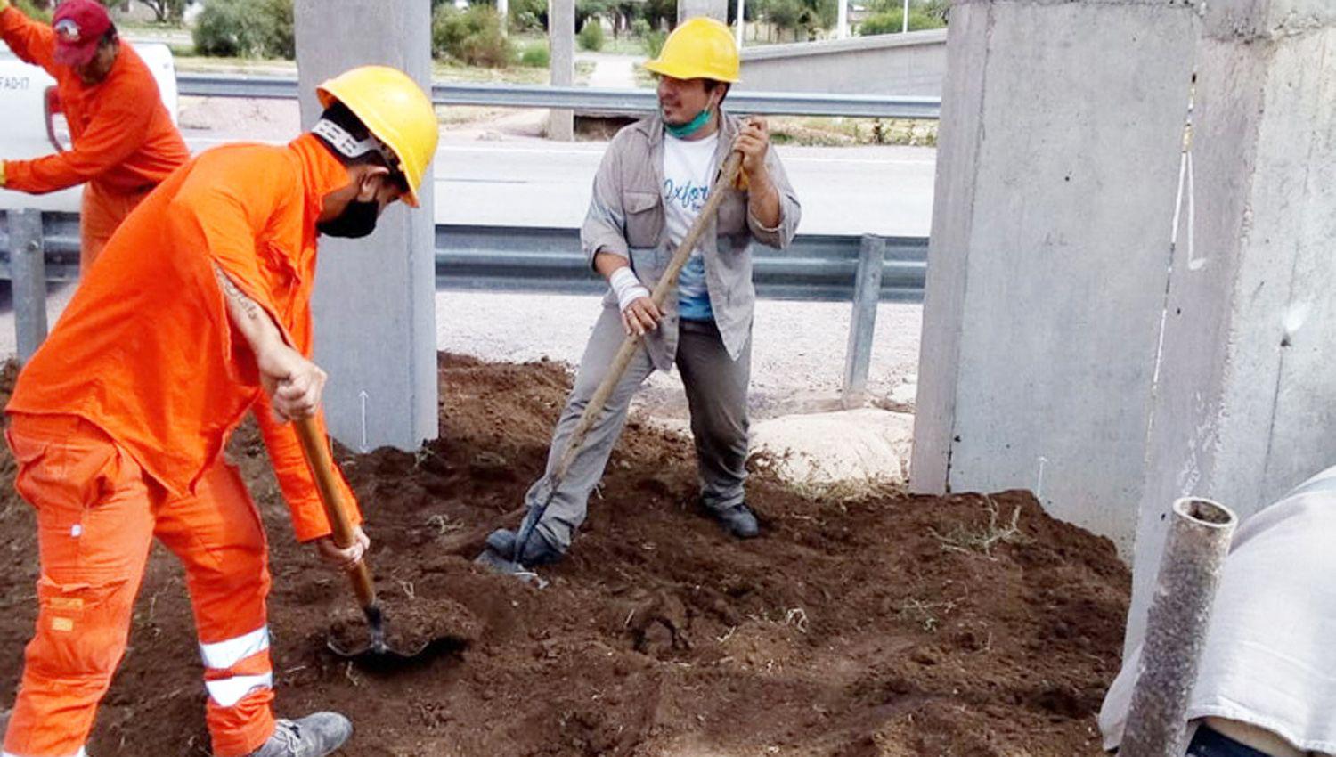 Vialidad Nacional realiza mejoras en accesos a la Capital