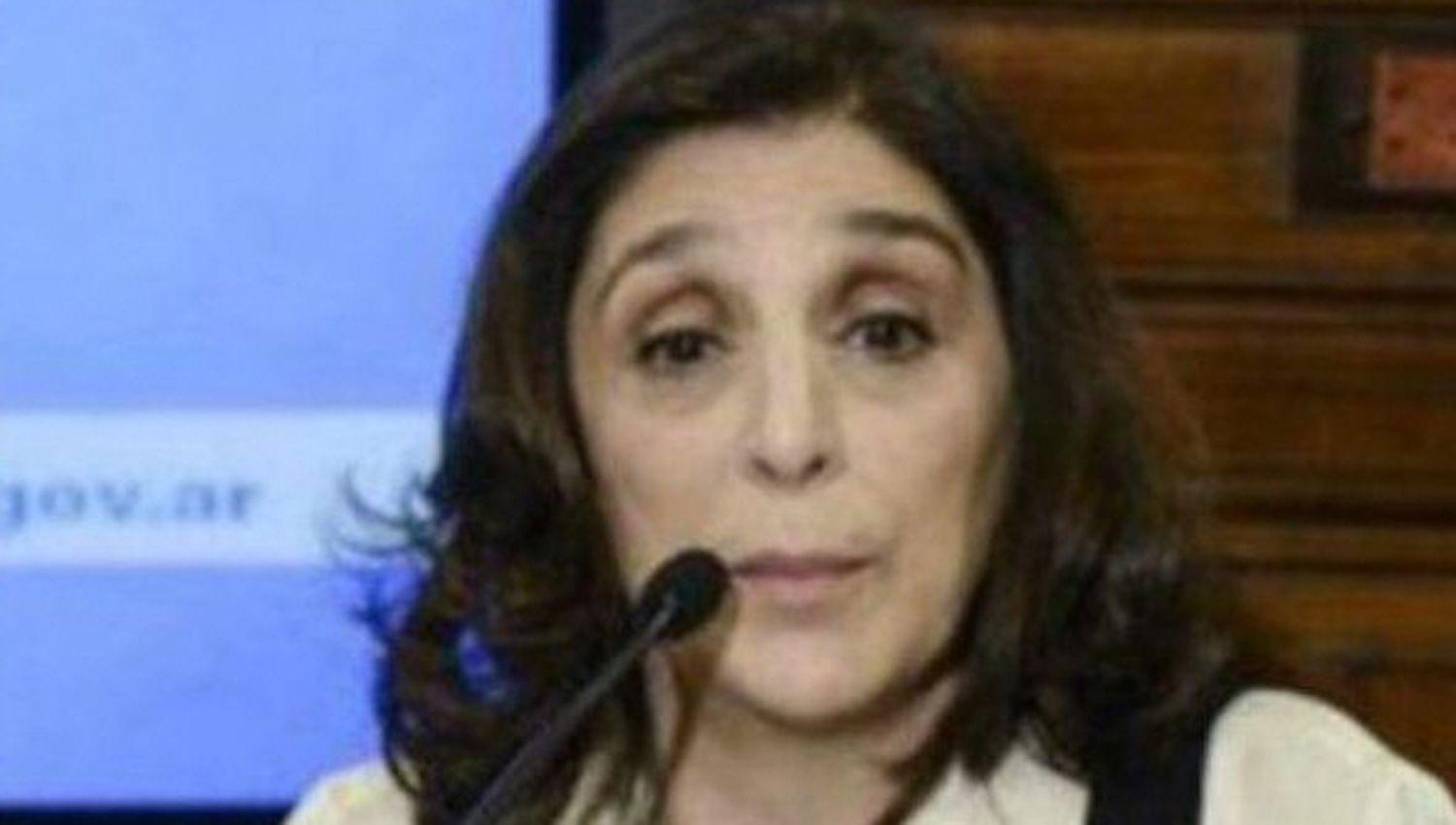 Por temor a fuga impiden salir del paiacutes a Silvia Majdalani