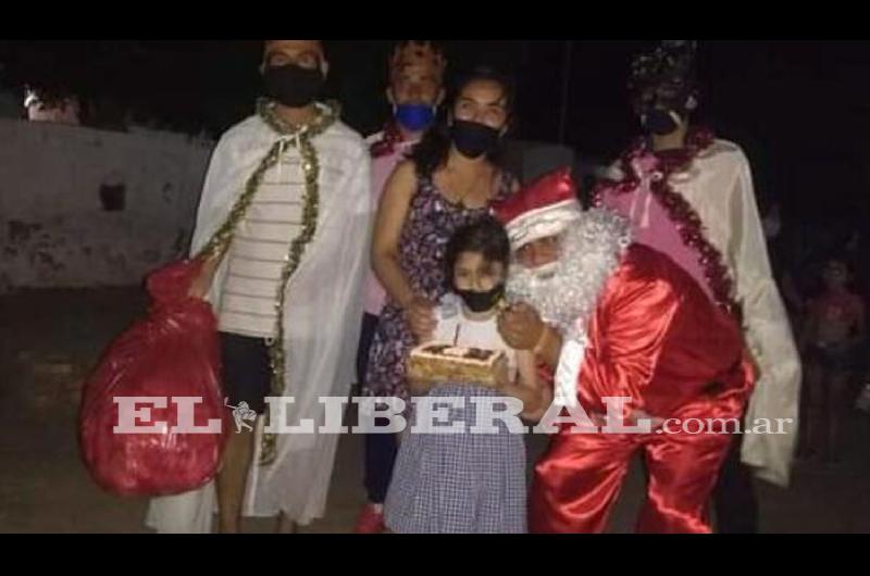 Papaacute Noel y los Reyes Magos visitaron Choya